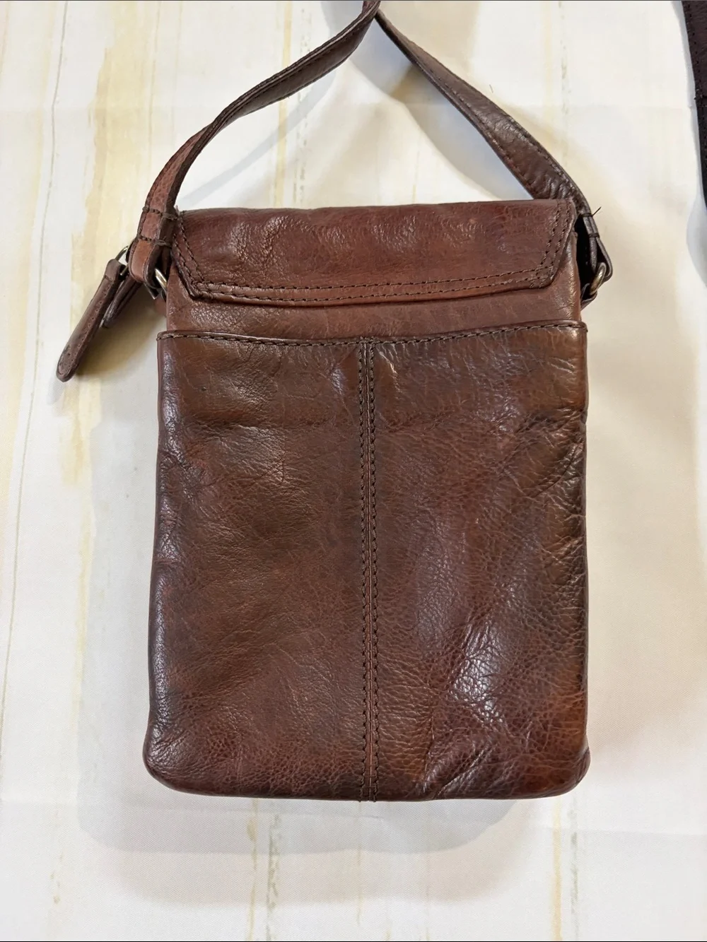 Oak & Tan sleek brown